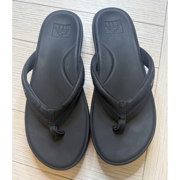 Reef Women's Black Flip Flops - Picture 1 of 9